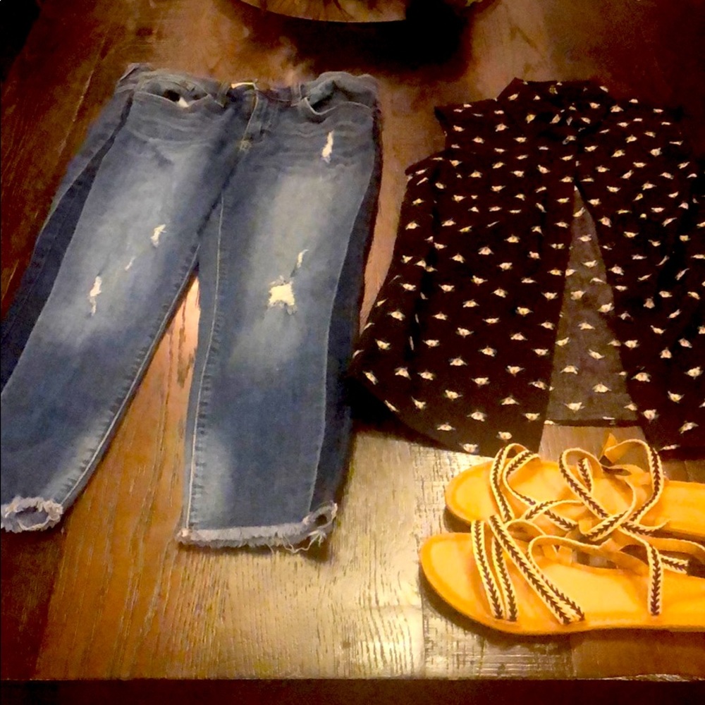 Complete outfit.